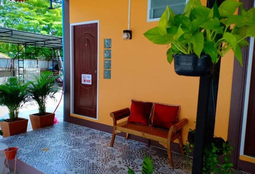 בית מלון כפרי Siri Guesthouse