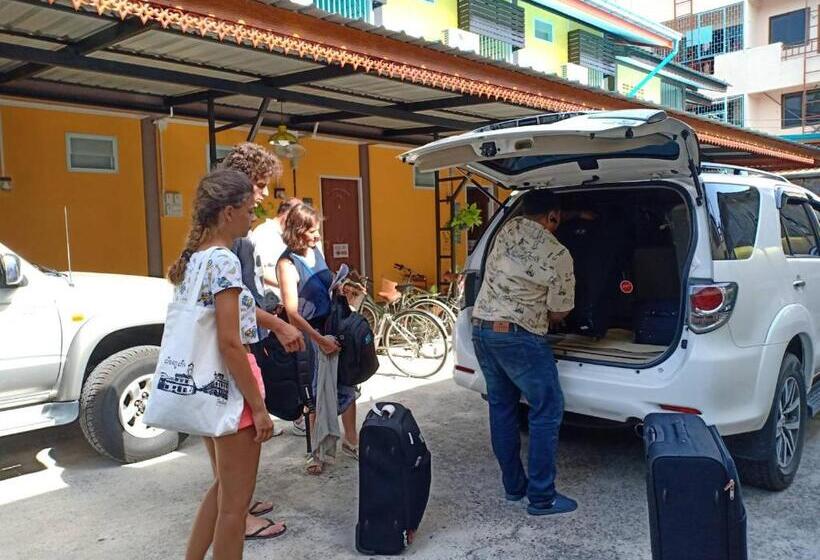 בית מלון כפרי Siri Guesthouse