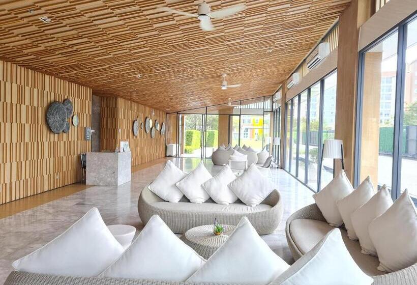 호텔 Veranda Residence Pattaya By Sea