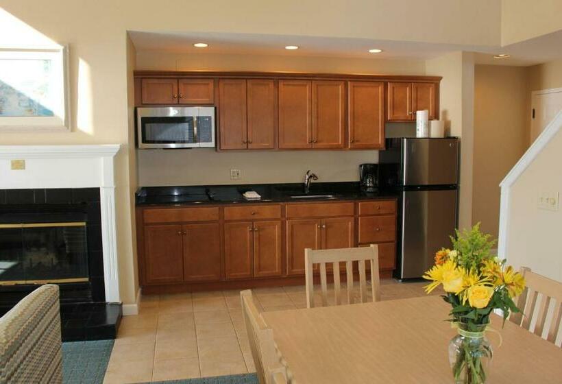 호텔 Waters Edge Resort And Spa Timeshare