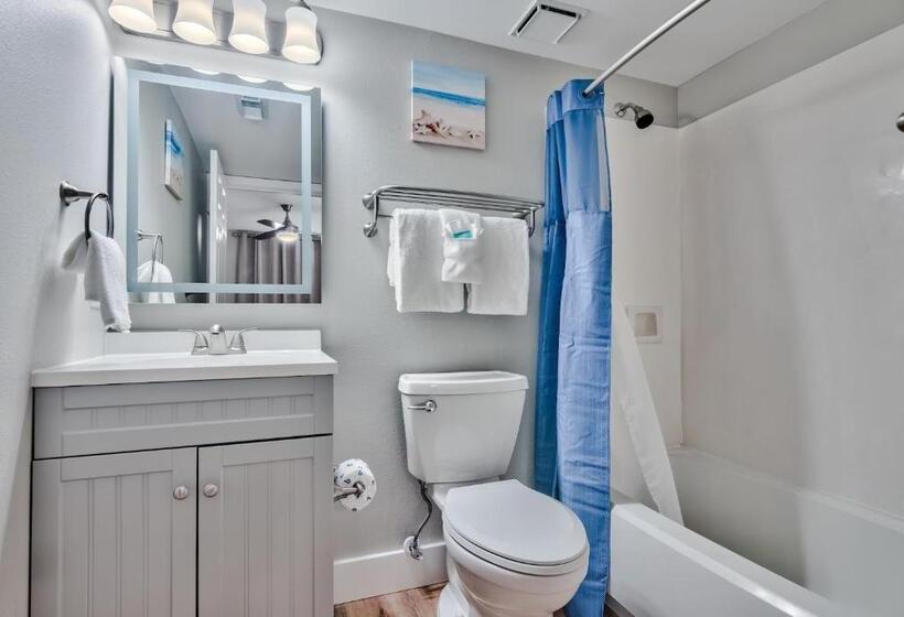 Pelican Beach Resort Destin