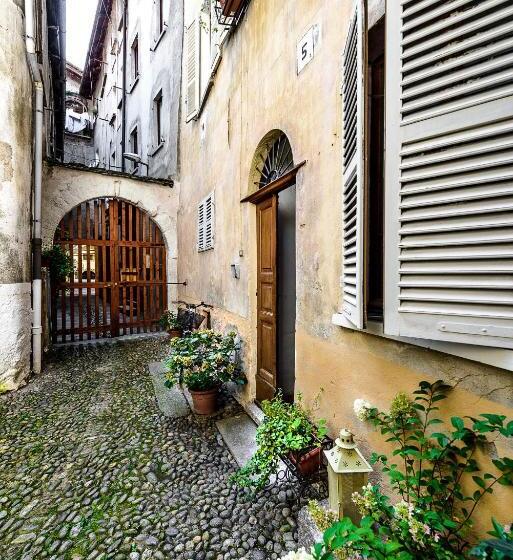 بنسيون Al Vicolo Del Gallo
