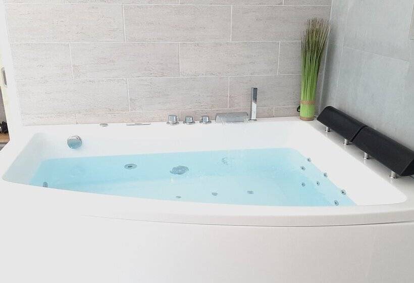 پانسیون Allegria Nîmes