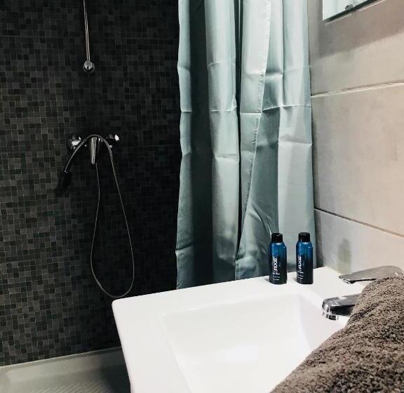 پانسیون Allegria Nîmes