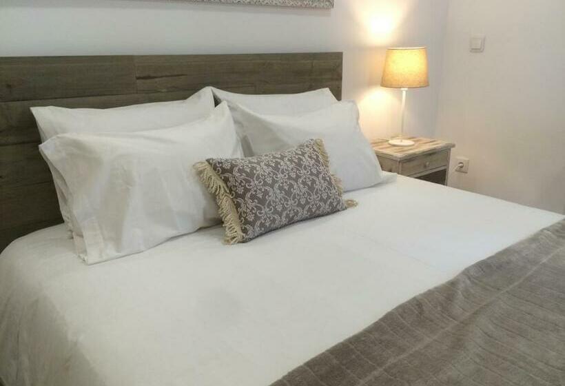 بنسيون Casinha Do Rossio