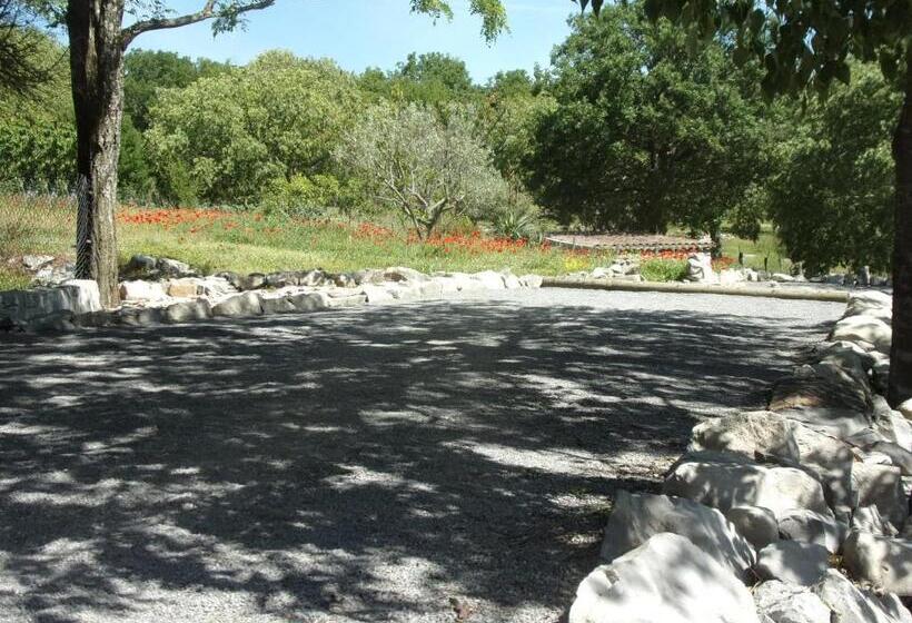 ペンション Gîte L Escoussou Au Calme, 6p, 4ch, 130m2, Charme Et Nature, Piscine Chauffée, Sud Ardèche