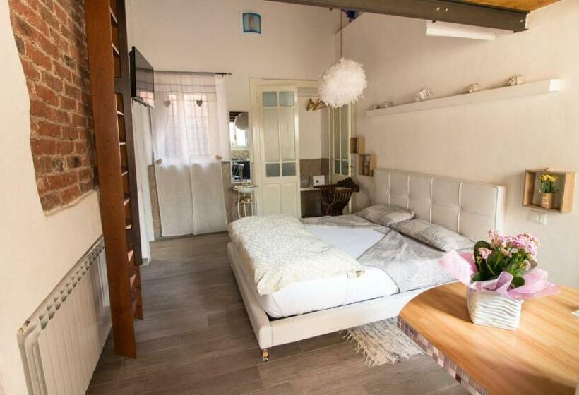 بنسيون Mansarde & Suite Maison 1706 Lago Orta