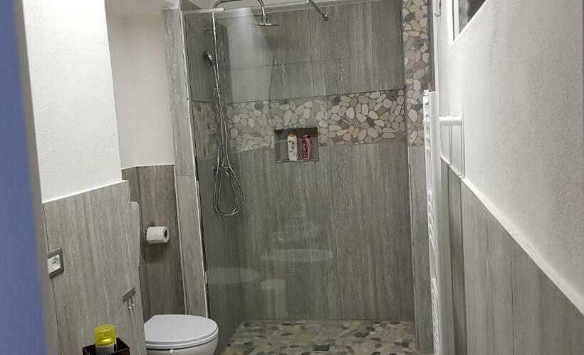 펜션 Mansarde & Suite Maison 1706 Lago Orta