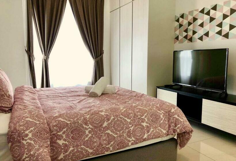 פנסיון Pinnacle Tower Apartment Stay By Feel Suites