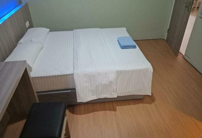 ペンション Sleeprest @ Golden Prima