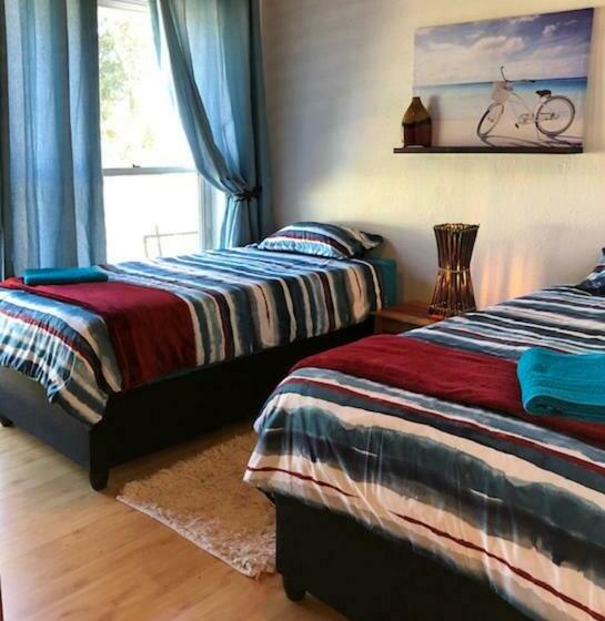 بنسيون The Vineyard West