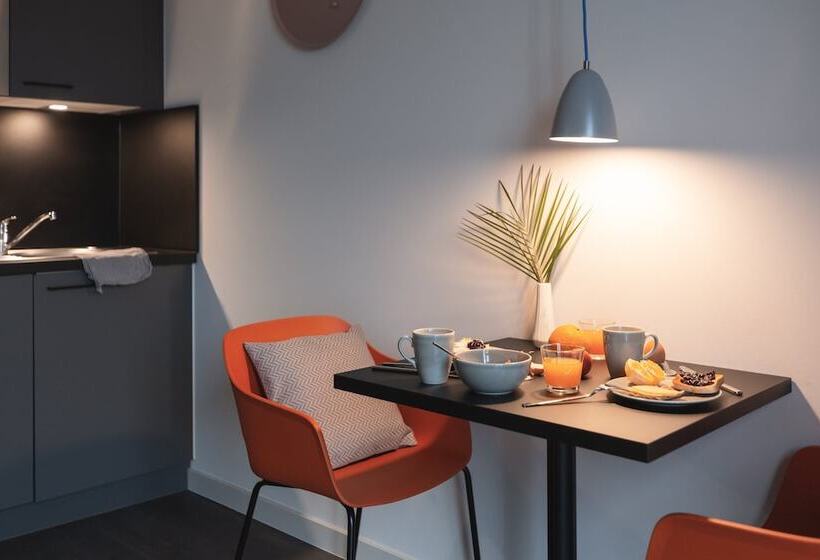 Acora Berlin Living The City