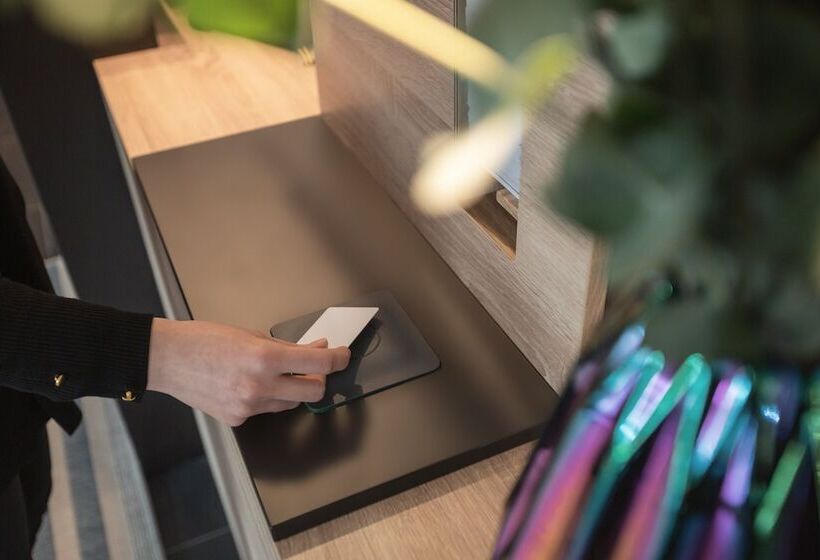 Acora Berlin Living The City