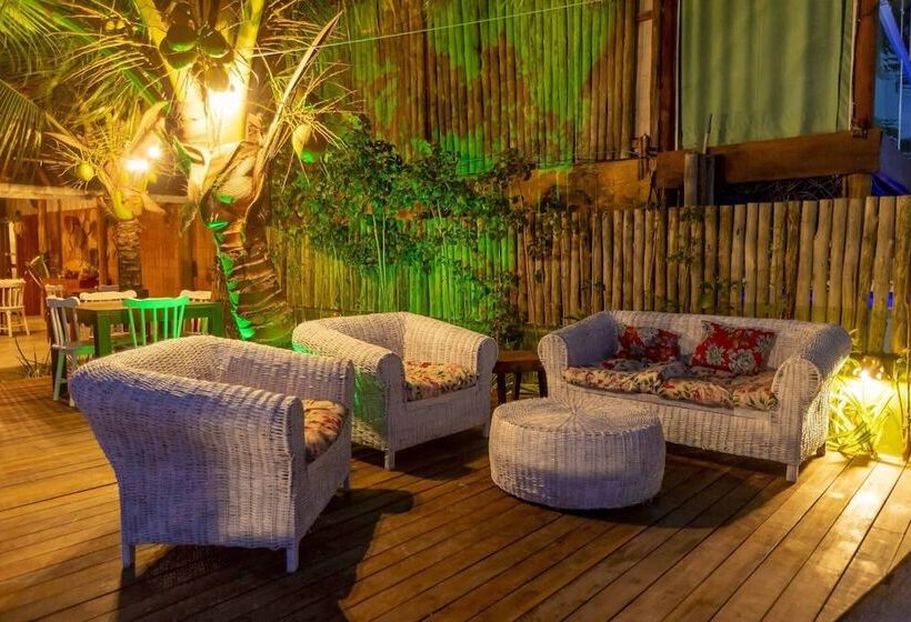 הוסטל Pousada Villa Tatuamunha