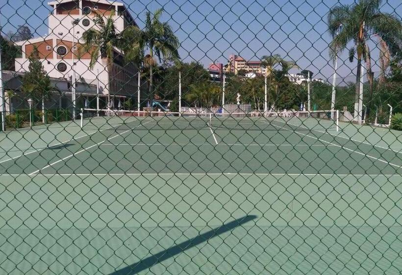 Apartamento Hotel Cavalinho Branco