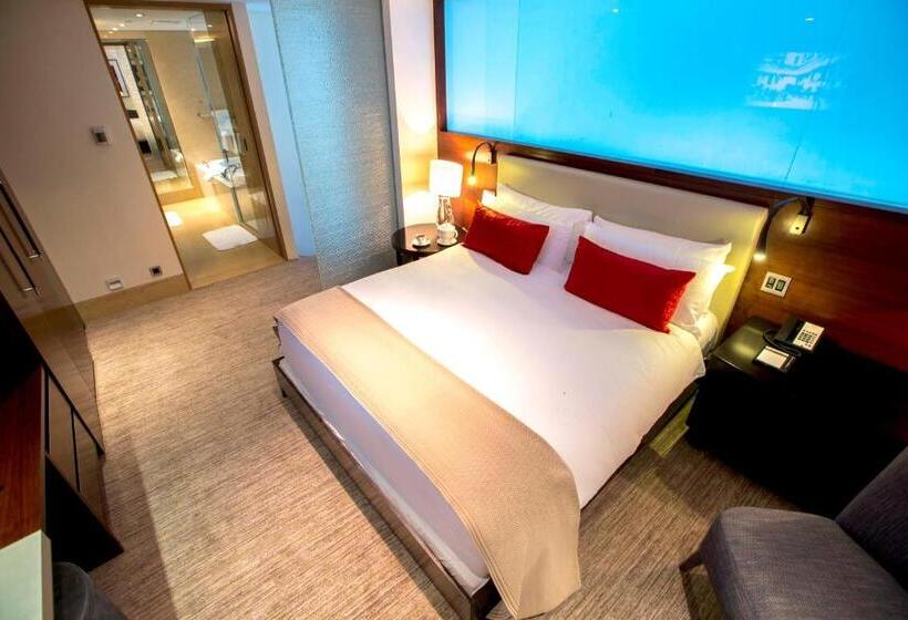 Apartments By Fairmont Baku Flame Towers