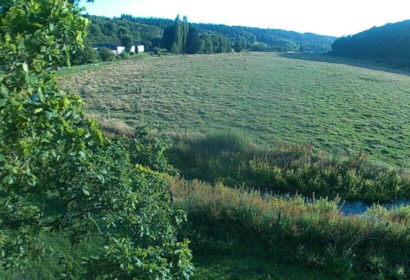 Bed and Breakfast Cabane Perchée Dans La Prairie De L Ancien Moulin