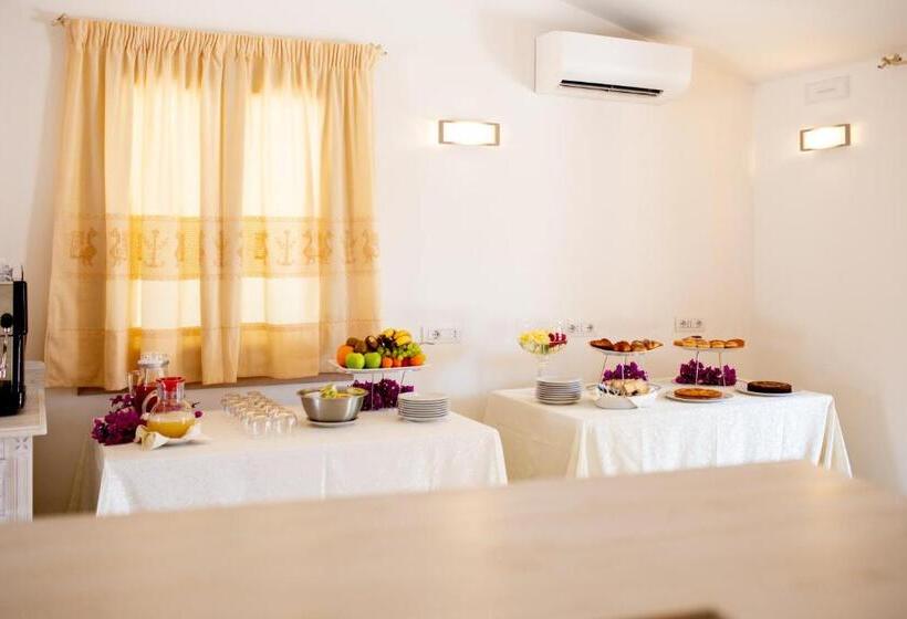 مبيت وإفطار La Corte Di Pulicinu