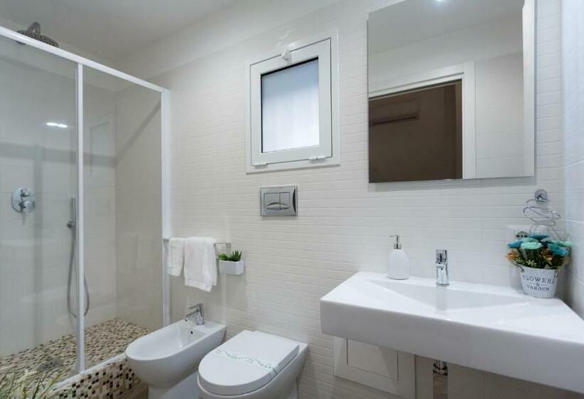 مبيت وإفطار Le Suites Del Duomo