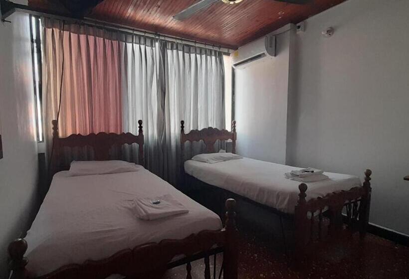 Отель En Monteria City