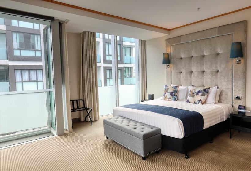 هتل Marsden Viaduct