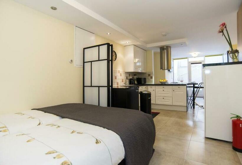 Midtown Hotel Studio Extra