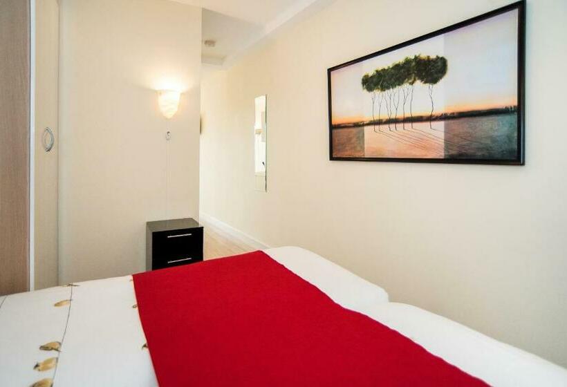 Midtown Hotel Studio Extra