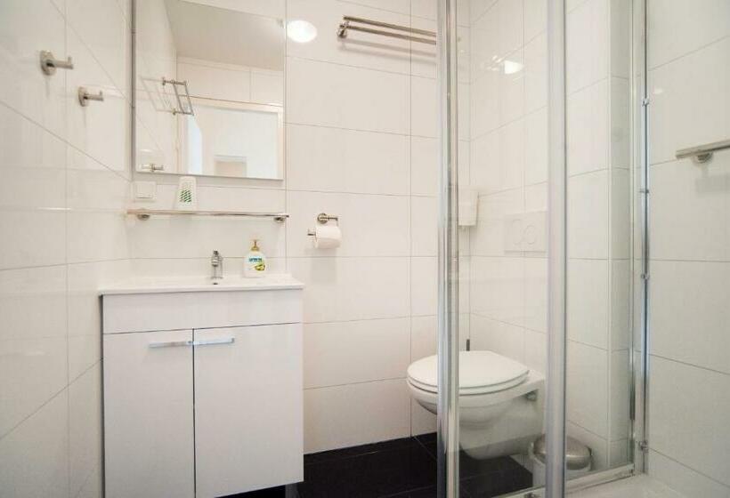 Midtown Hotel Studio Extra