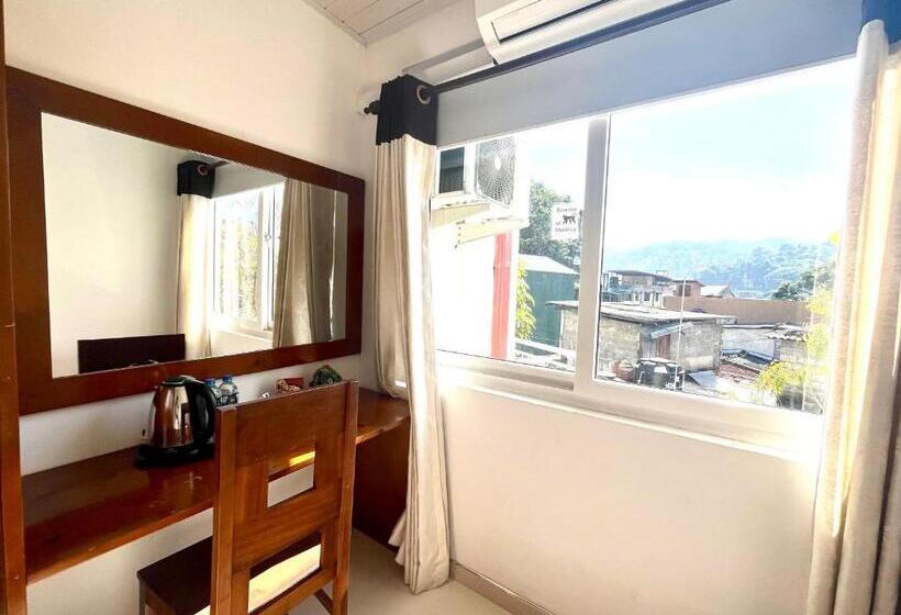 בית מלון כפרי My City