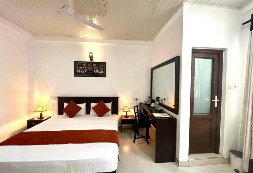 בית מלון כפרי My City