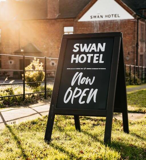 Отель The Swan