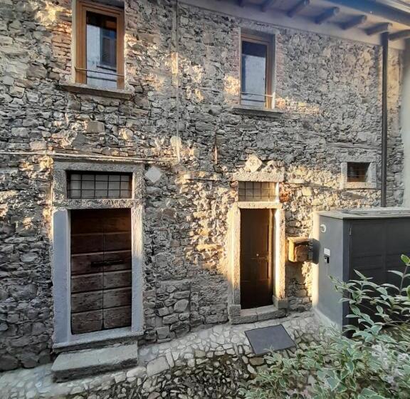 펜션 Antica Calvasino