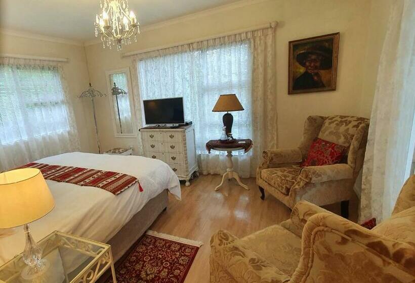 פנסיון Belle Vue Guesthouse