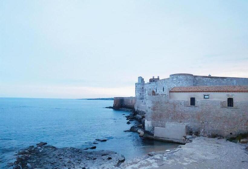 膳宿费 Ciclamino Siracusa