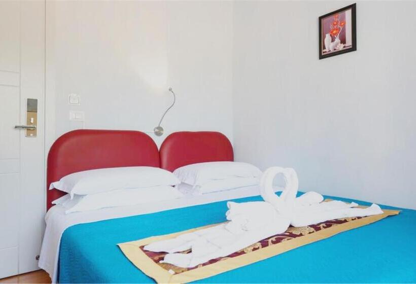 膳宿费 Ciclamino Siracusa