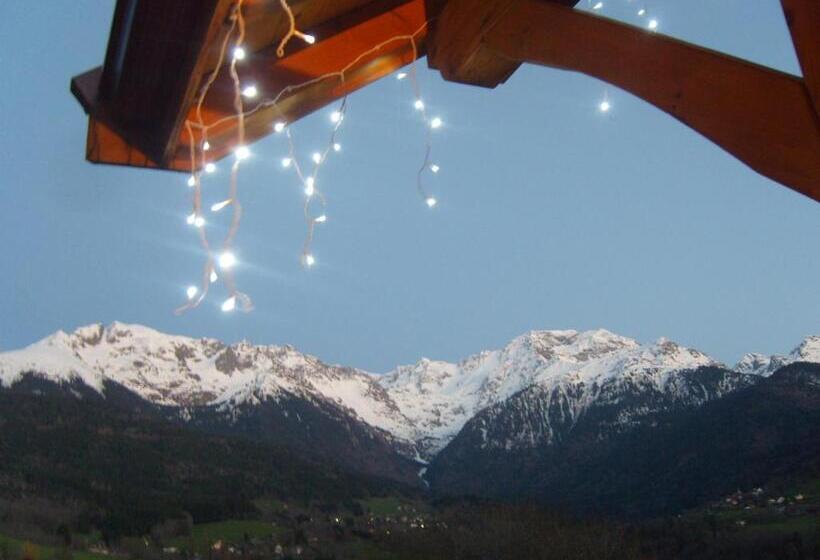 膳宿费 Gite Au Coeur Du Chalet En Belledonne Vers Prapoutel Les 7 Laux