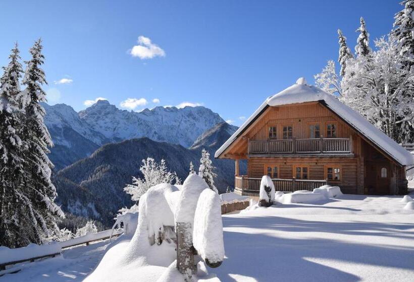 پانسیون Holiday Chalet Alpine Dreams