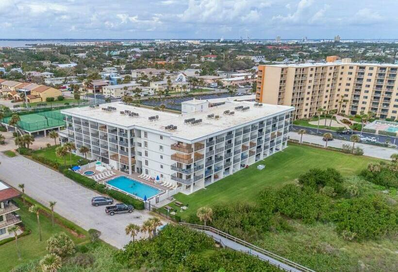 منتجع Cape Winds