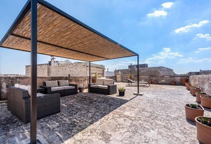 Bed and Breakfast Dimora Del Vescovo Guest House
