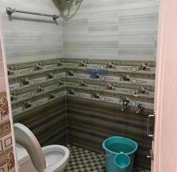 호텔 Happystay Rooms And Cottages