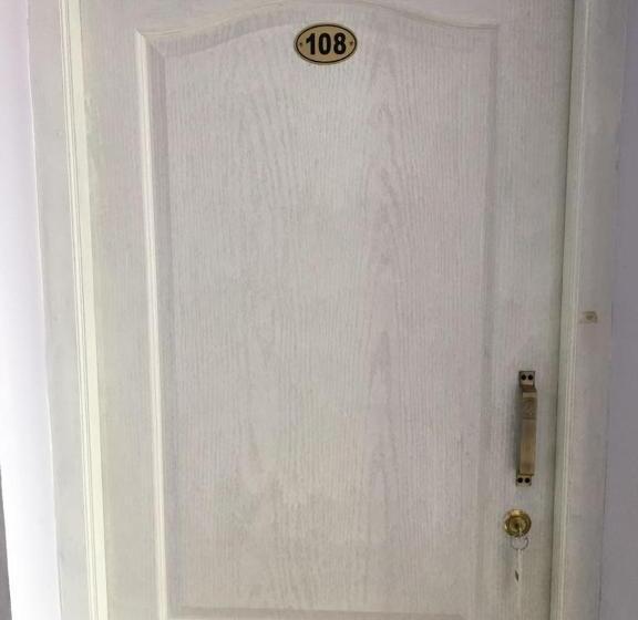 호텔 Happystay Rooms And Cottages