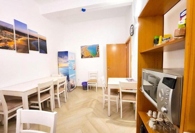 פנסיון Quartos Para Viajantes, Surfistas, Grupos, Boa Energia