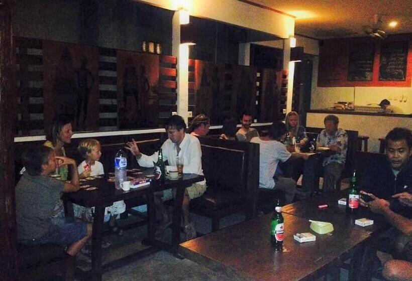 캡슐 호텔 Bk Homestay, Batukaras