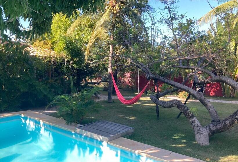 בית מלון כפרי La Maison Blanche