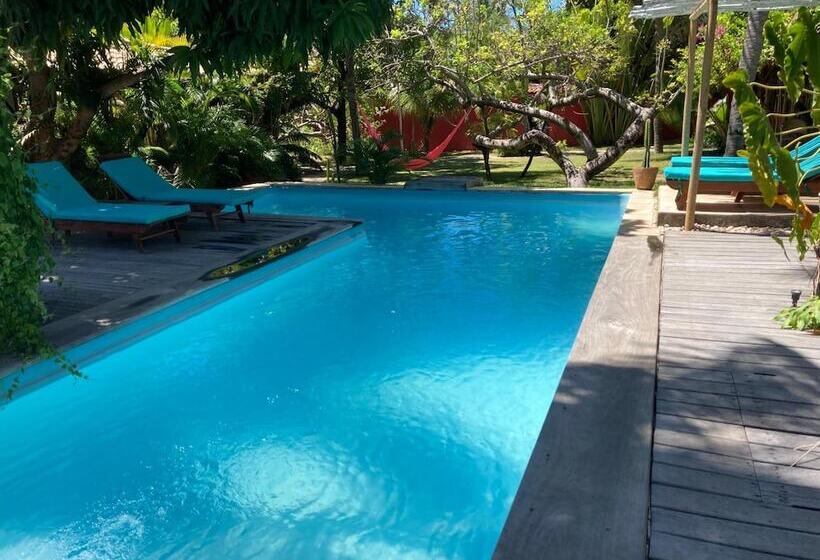 בית מלון כפרי La Maison Blanche