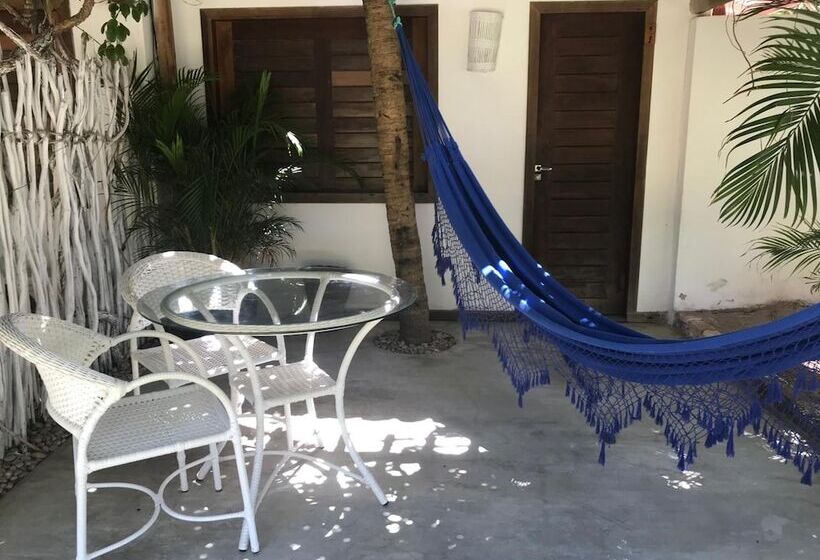 בית מלון כפרי La Maison Blanche