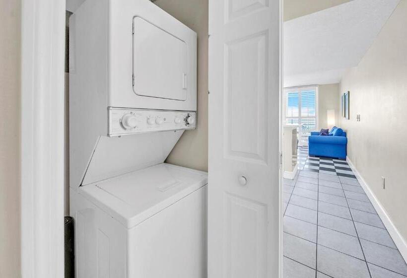 Majestic Beach Towers 1 1615