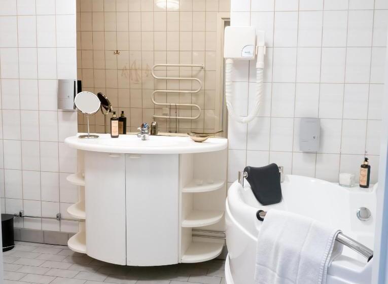 Spångens Gästgivaregård & Hotell