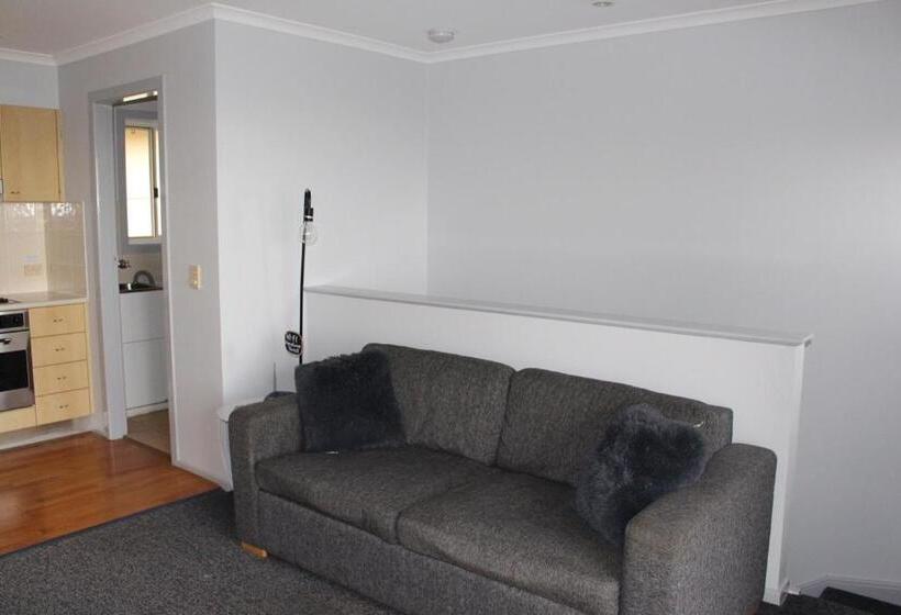 リゾートホテル Aqualuna Apartments