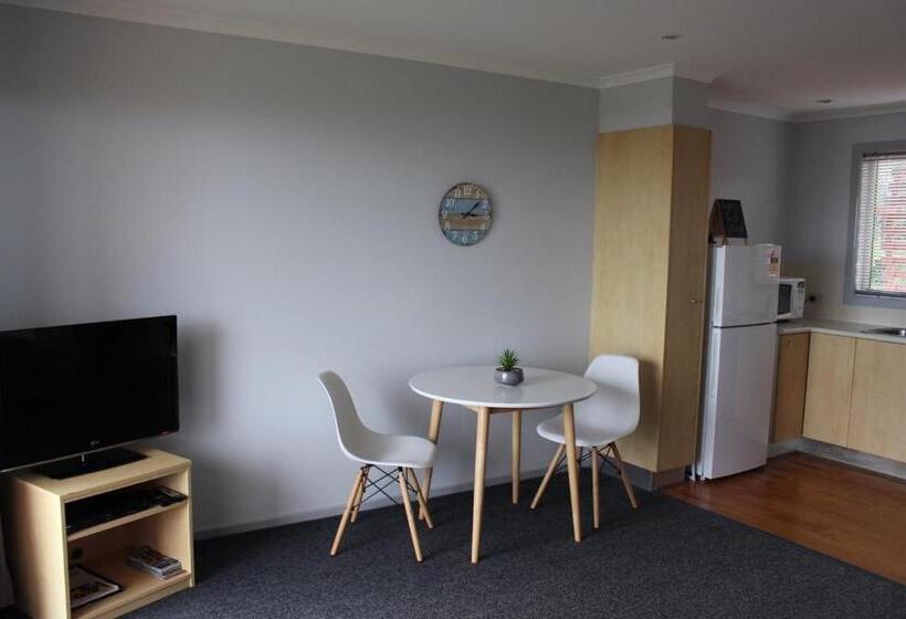 リゾートホテル Aqualuna Apartments